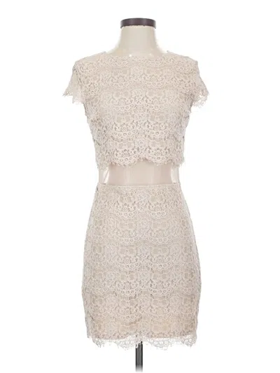 Pre-owned Teeze Me Cocktail Dress In Ivory
