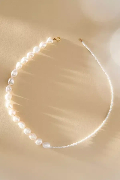 Tempête Half-moon Pearl Necklace In White