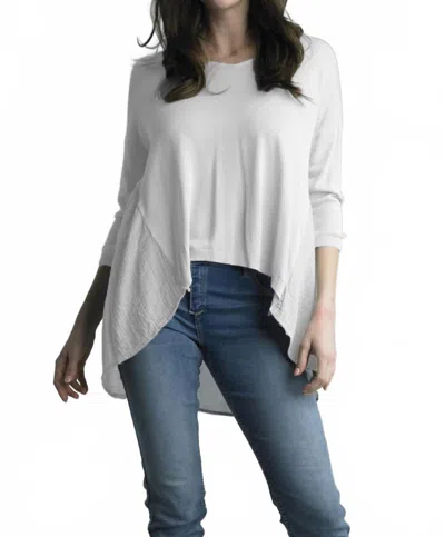 Tempo Paris 3/4 Sleeve V Neck Top In White