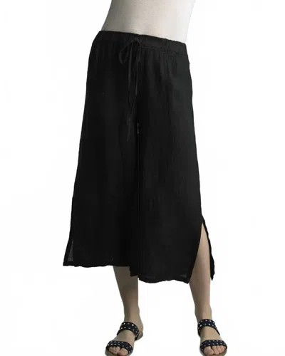 Tempo Paris Linen Cropped Pants With Side Slits In Black