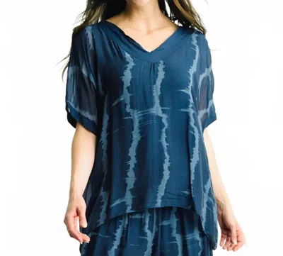 Tempo Paris Tie Dye V-neck Top In Navy In Blue