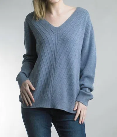 Tempo Paris V-neckline Front Seam Tunic Sweater In Blue