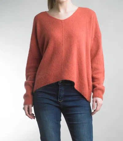 Tempo Paris V-neck Sweater In Coral In Orange
