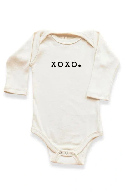 Tenth & Pine Kids'  Hugs & Kisses Gender Inclusive Organic Baby Bodysuit Long Sleeve In White