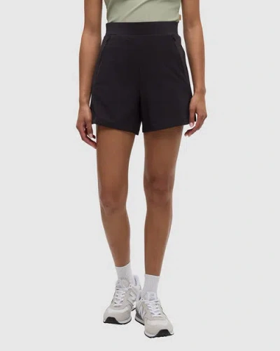 Tentree Solstice Short In Black
