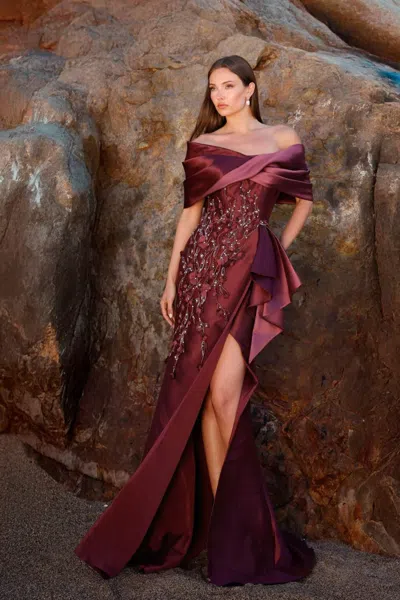 Terani Couture 252m5324 Ruffle Long Mermaid Formal Evening Dress In Burgundy