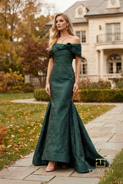 Terani Couture 262e7069 In Green