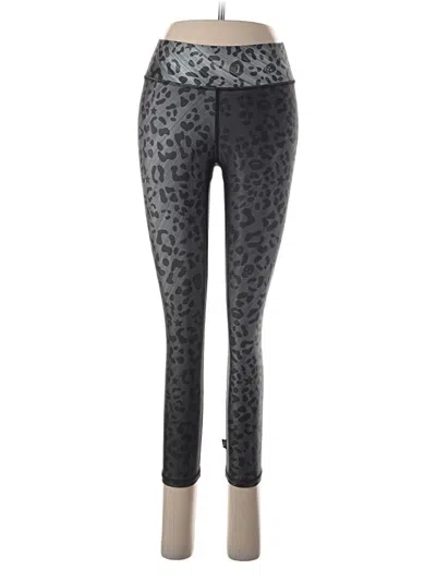 Pre-owned Terez Leggings In Gray