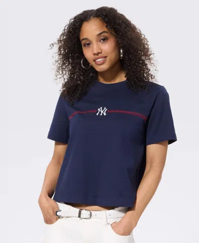 Terez Women's New York Yankees Baseball-stitch T-shirt In Navy