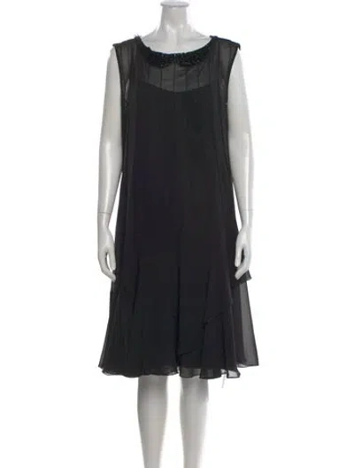Pre-owned Teri Jon Bateau Neckline Knee-length Dress In Black
