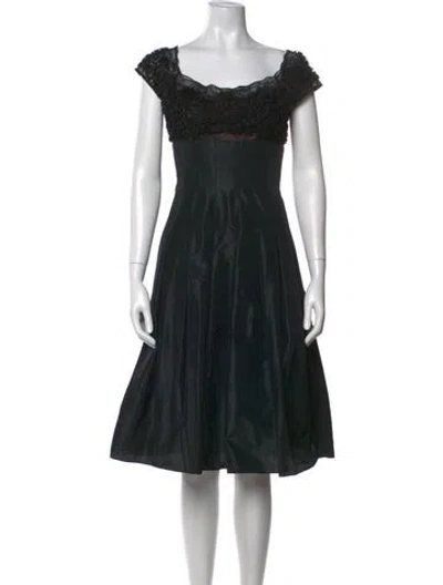 Pre-owned Teri Jon Lace Pattern Midi Length Dress In Black