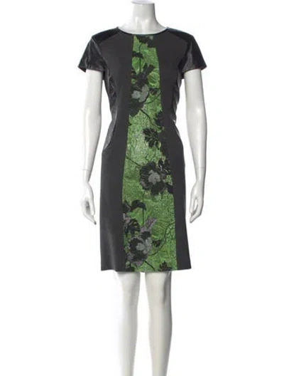 Pre-owned Teri Jon Printed Knee-length Dress In Green