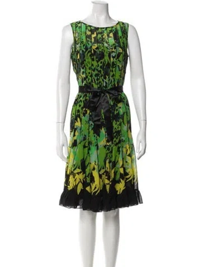 Pre-owned Teri Jon Printed Knee-length Dress In Green