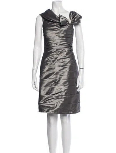 Pre-owned Teri Jon Printed Knee-length Dress In Grey