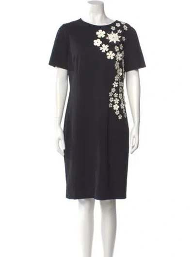 Pre-owned Teri Jon Scoop Neck Knee-length Dress In Gray