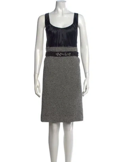 Pre-owned Teri Jon Silk Knee-length Dress In Black