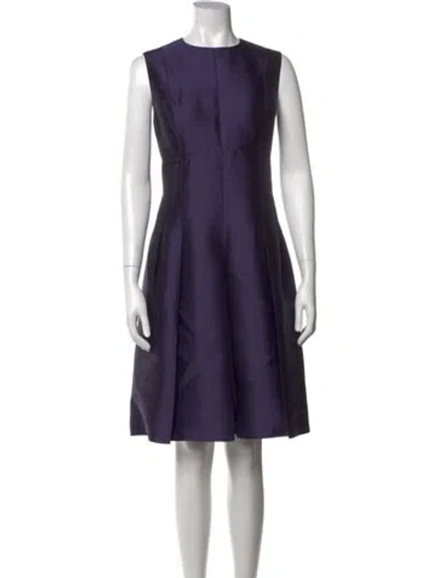 Pre-owned Teri Jon Silk Knee-length Dress In Blue