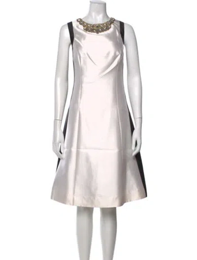 Pre-owned Teri Jon Silk Knee-length Dress In White
