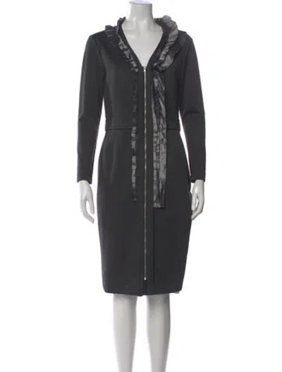 Pre-owned Teri Jon V-neck Knee-length Dress In Gray