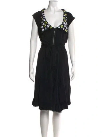 Pre-owned Teri Jon V-neck Midi Length Dress In Black