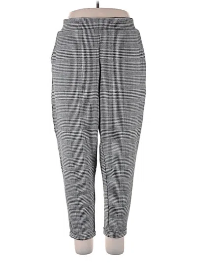 Pre-owned Terra & Sky Casual Pants In Gray
