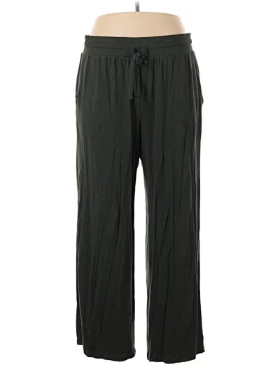 Pre-owned Terra & Sky Casual Pants In Green