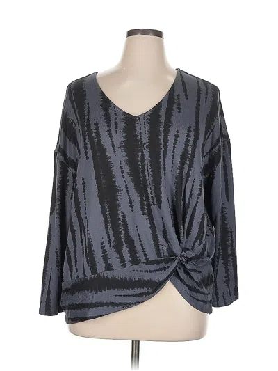 Pre-owned Terra & Sky Long Sleeve Blouse In Gray
