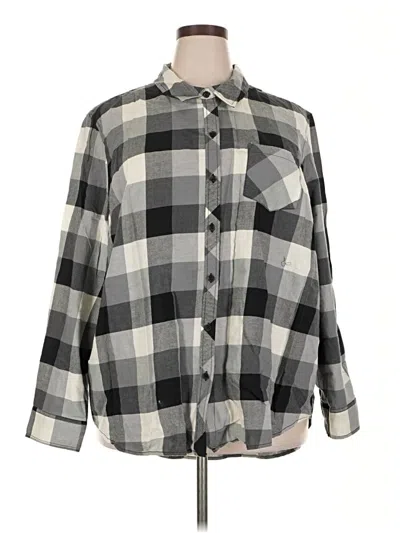 Terra & Sky Long Sleeve Button Down Shirt In Gray