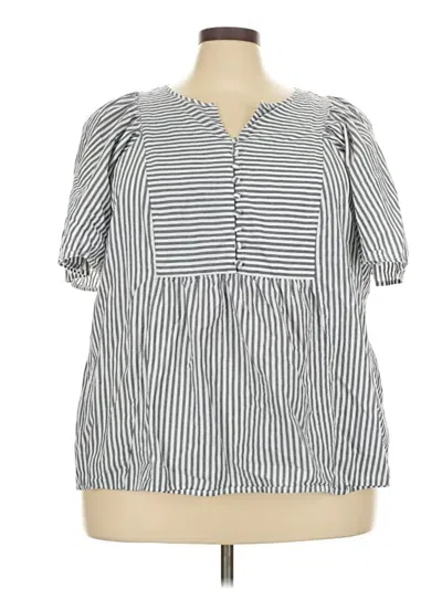 Pre-owned Terra & Sky Short Sleeve Blouse In Gray