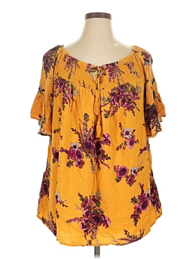 Pre-owned Terra & Sky Short Sleeve Blouse In Yellow