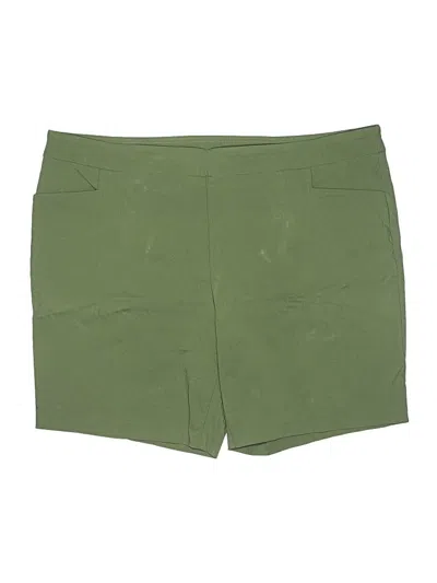 Pre-owned Terra & Sky Shorts In Green