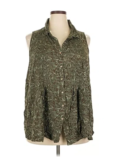 Pre-owned Terra & Sky Sleeveless Button Down Shirt In Green