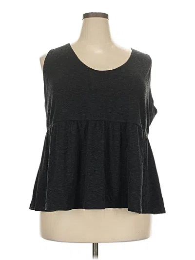 Pre-owned Terra & Sky Sleeveless T-shirt In Gray