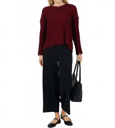 Terra Contrast Stitch And Rib Sweater In Burgundy In White