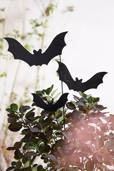 Terrain Bat Trio Iron Stake