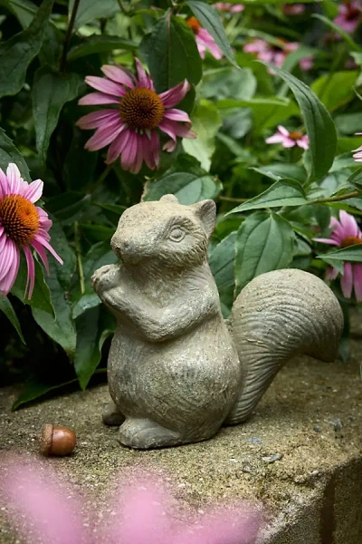 Terrain Cast Iron Squirrel In Green
