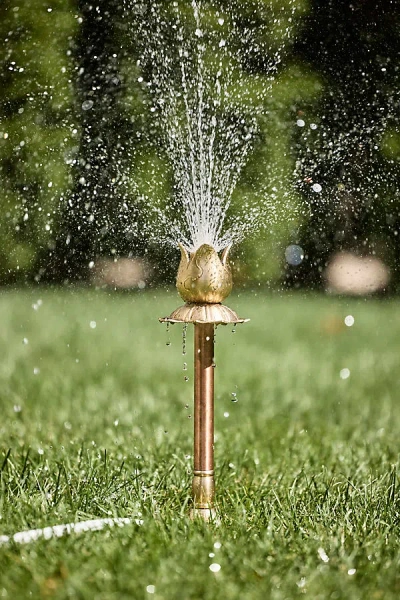 Terrain Copper + Brass Tulip Sprinkler In Gold
