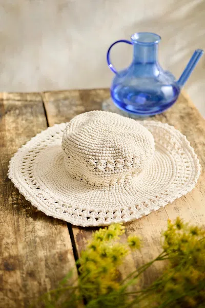 Terrain Crochet Cotton Hat In Beige