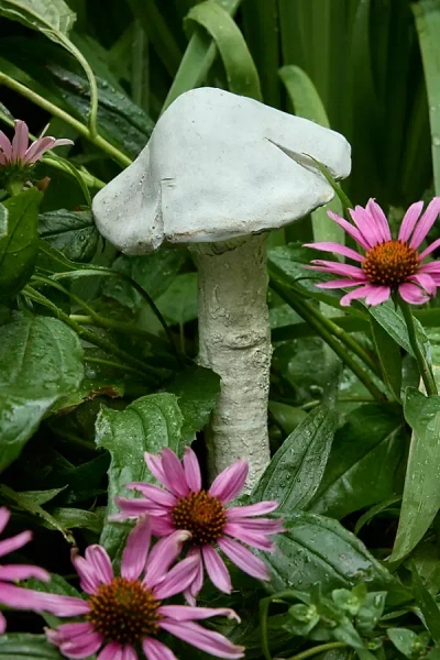 Terrain Davidson Mushroom Concrete Pick In Beige