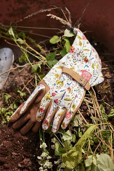 Terrain Floral Garden Arm Saver Gloves In Multi
