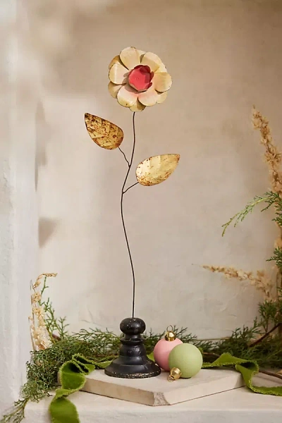Terrain Flower Iron Stake + Stand, Low