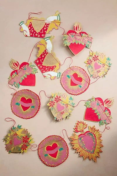 Terrain Heart Medallions Paper Garland In Red