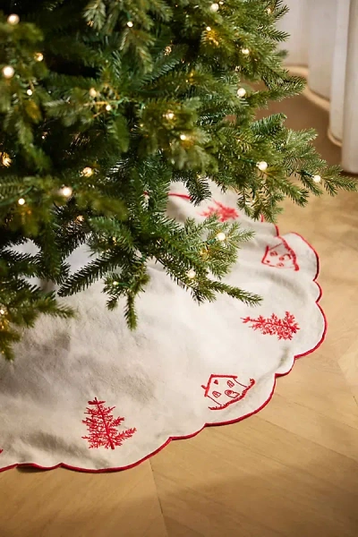 Terrain Holiday Houses Scalloped Linen Tree Skirt In Multi