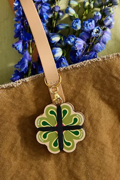 Terrain Mini Flower Press Keyring In Green