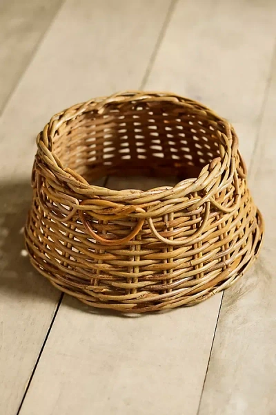Terrain Mini Looping Rattan Tree Collar
