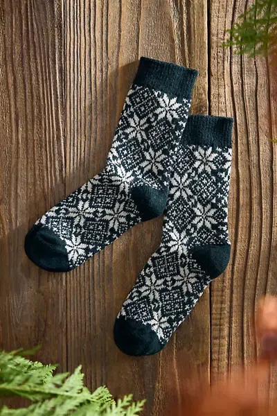 Terrain Snowflake Cozy Crew Socks In Green