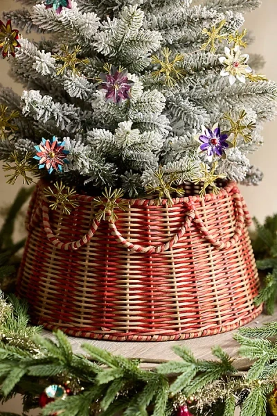 Terrain Striped Scallop Woven Rattan Tree Skirt In Red