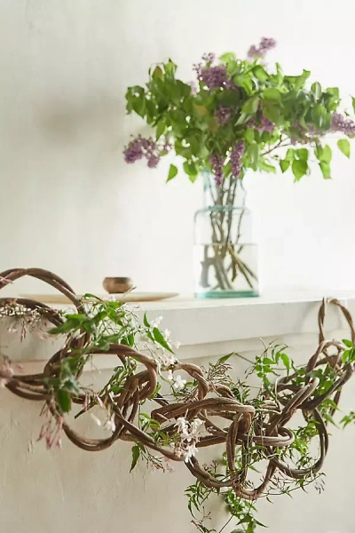 Terrain Twisted Vine Ring Garland In Brown