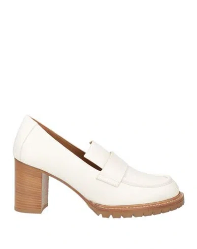 Testoni Woman Loafers Ivory Size 8 Calfskin In White
