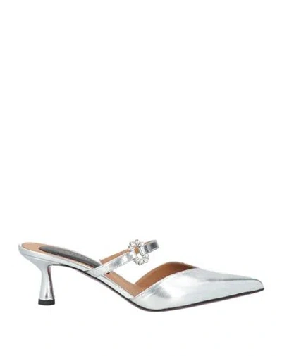 Testoni Woman Mules & Clogs Silver Size 8 Leather